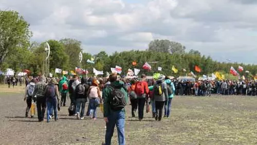 "Miłość Cię znajdzie!" - Lednica 2012