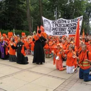 Łowicka Pielgrzymka na Jasną Górę"
Salezjańska Pomarańcza"