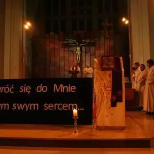 "Nawróć się do mnie całym swym sercem" - Akademickie Rekolekcje Wielkopostne