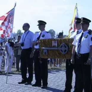 "JP II - liczy się świętość!" - LEDNICA 2011