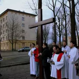 Droga Krzyżowa na miasteczku akademickim