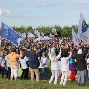 "Miłość Cię znajdzie!" - Lednica 2012