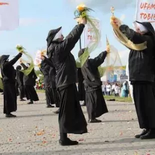 "Miłość Cię znajdzie!" - Lednica 2012