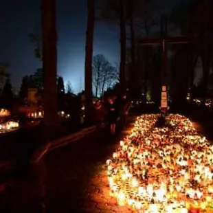 Dzień Zaduszny - wyjście na cmentarz