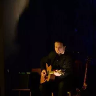 "Uboga noc" - gitarowy koncert kolęd Patryka Filipowicza