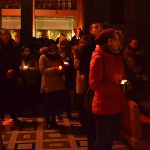 Akademicka Droga Krzyżowa w kościele