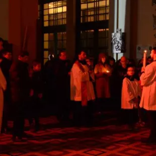 Akademicka Droga Krzyżowa w kościele