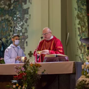 Duchu Święty, czyń nas.- Eucharystia z wieczorem uwielbienia