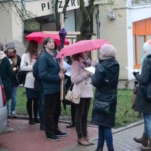 Droga Krzyżowa na miasteczku akademickim